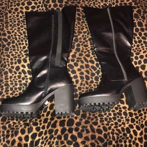 Black Chunky Heeled boots